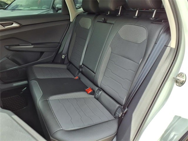 2025 Volkswagen Taos 1.5T SE Black