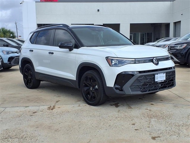 2025 Volkswagen Taos 1.5T SE Black