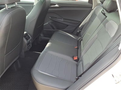 2026 Volkswagen Taos 1.5T SE Black