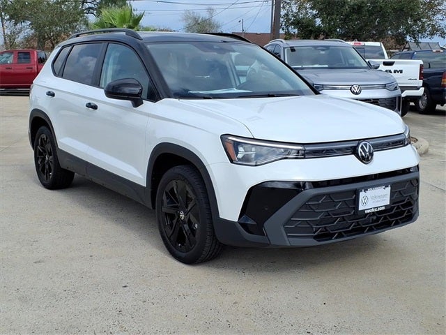 2026 Volkswagen Taos 1.5T SE Black