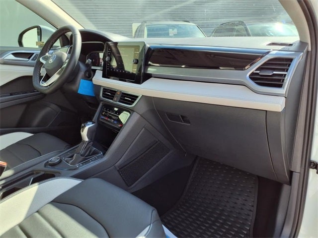 2025 Volkswagen Taos 1.5T SEL