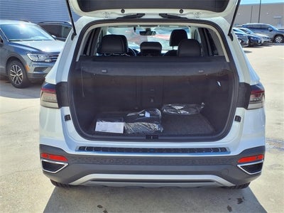 2025 Volkswagen Taos 1.5T SEL