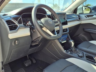 2025 Volkswagen Taos 1.5T SEL
