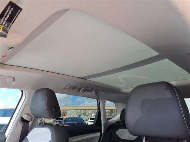 2025 Volkswagen Taos 1.5T SEL