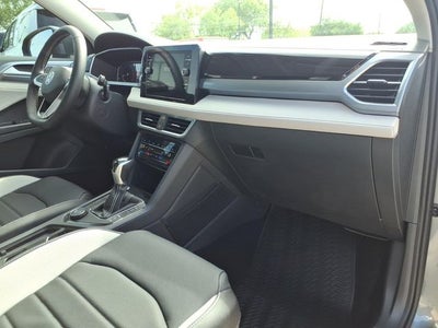 2026 Volkswagen Taos 1.5T SEL