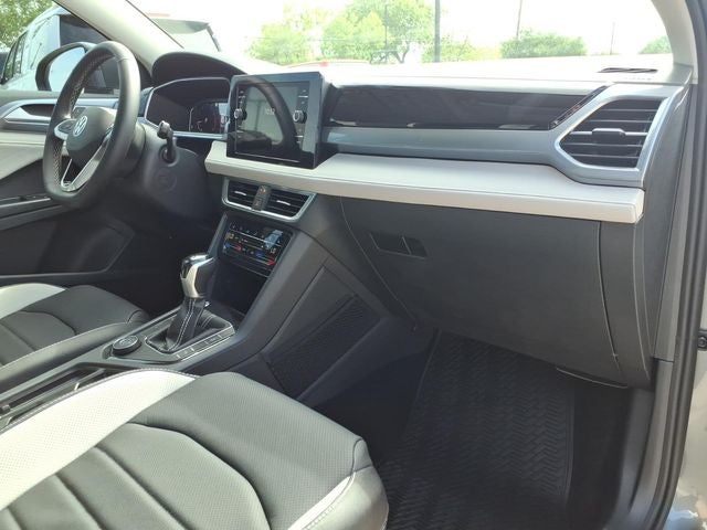 2026 Volkswagen Taos 1.5T SEL