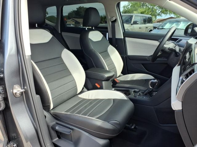 2026 Volkswagen Taos 1.5T SEL