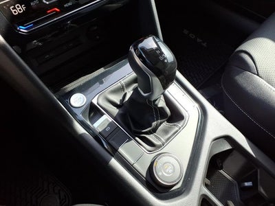 2026 Volkswagen Taos 1.5T SEL