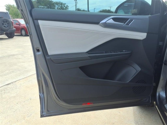 2025 Volkswagen Taos 1.5T SEL