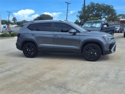 2025 Volkswagen Taos 1.5T SEL