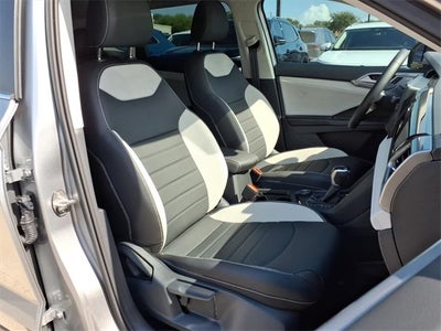 2025 Volkswagen Taos 1.5T SEL