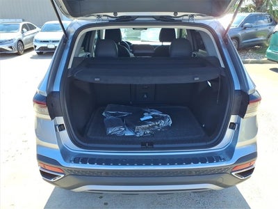 2025 Volkswagen Taos 1.5T SEL