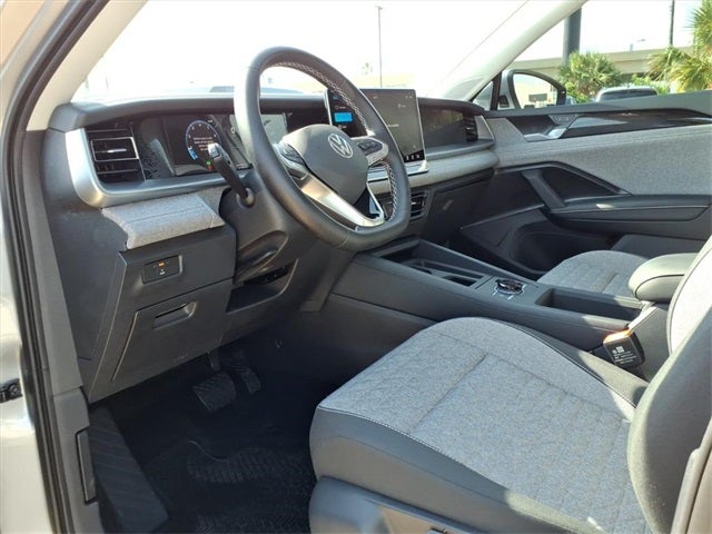 2025 Volkswagen Tiguan 2.0T S