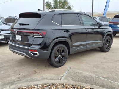 2025 Volkswagen Taos 1.5T SE