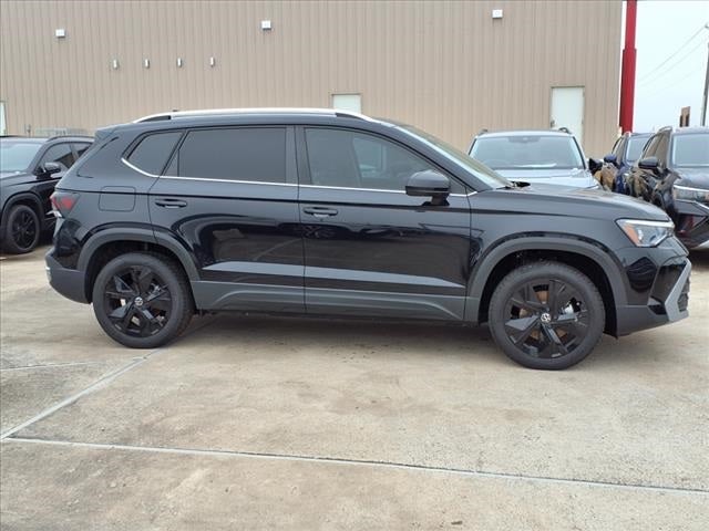 2025 Volkswagen Taos 1.5T SE