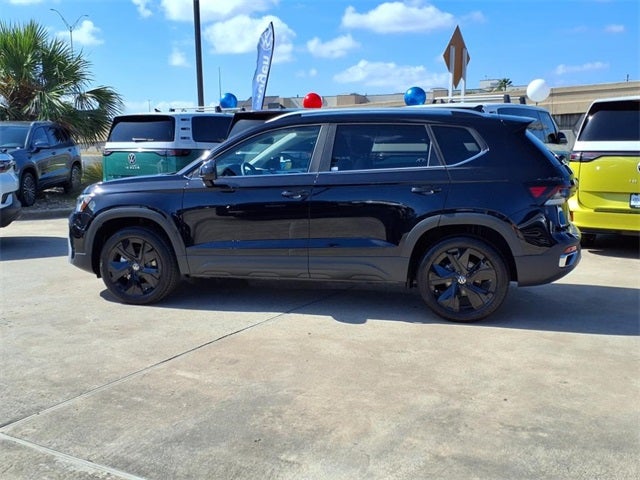 2025 Volkswagen Taos 1.5T SE