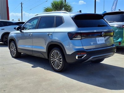 2025 Volkswagen Taos 1.5T SE