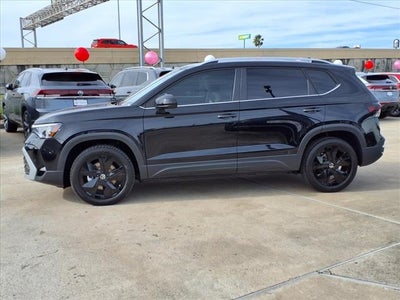 2025 Volkswagen Taos 1.5T SE