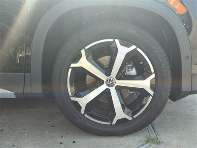 2025 Volkswagen Tiguan 2.0T SE