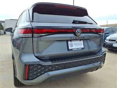 2026 Volkswagen Tiguan 2.0T SE R-Line Black