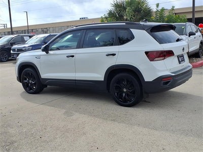 2024 Volkswagen Taos 1.5T SE