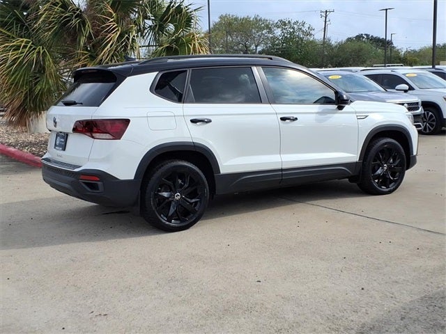 2024 Volkswagen Taos 1.5T SE