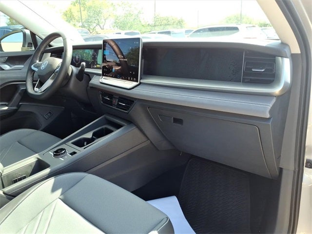 2025 Volkswagen Tiguan 2.0T SE