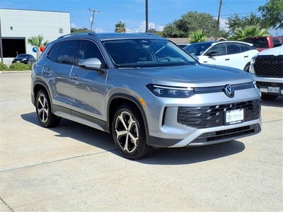 2025 Volkswagen Tiguan 2.0T SE