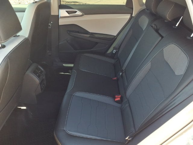 2027 Volkswagen Taos 1.5T SE