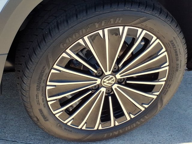2027 Volkswagen Taos 1.5T SE