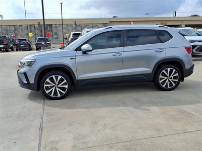 2024 Volkswagen Taos 1.5T SE