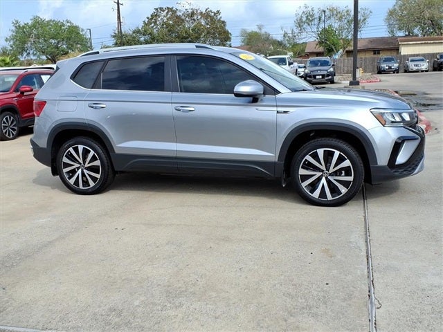 2024 Volkswagen Taos 1.5T SE