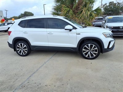 2024 Volkswagen Taos 1.5T SE