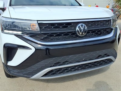 2024 Volkswagen Taos 1.5T SE