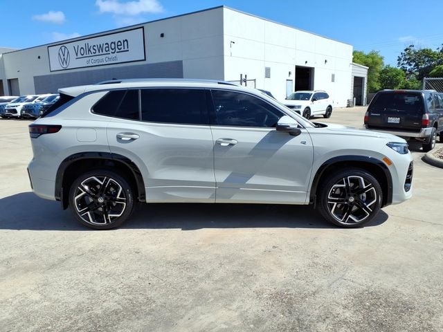 2026 Volkswagen Tiguan 2.0T SEL R-Line Turbo