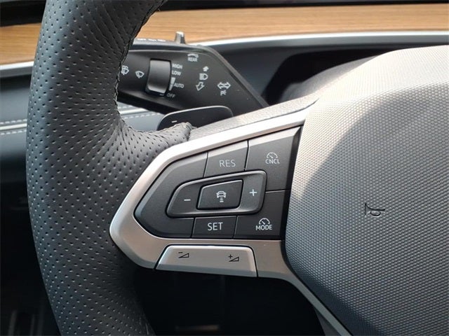 2026 Volkswagen Tiguan 2.0T SEL R-Line Turbo