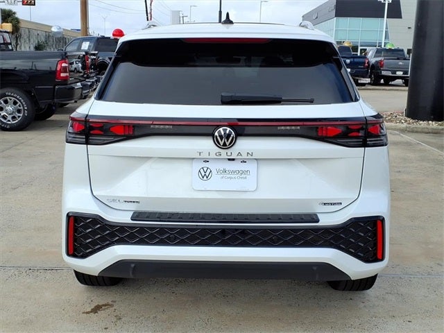 2026 Volkswagen Tiguan 2.0T SEL R-Line Turbo