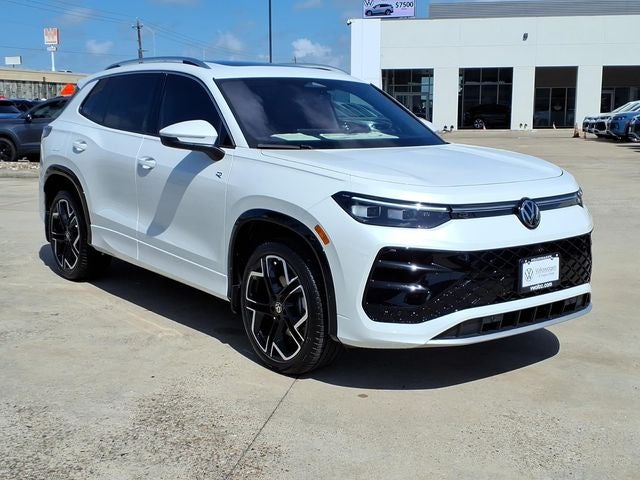 2026 Volkswagen Tiguan 2.0T SEL R-Line Turbo