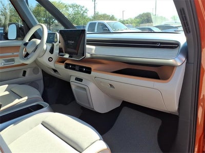 2025 Volkswagen ID. Buzz 1