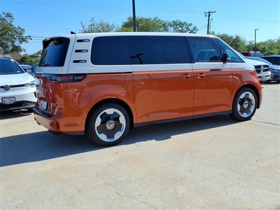 2025 Volkswagen ID. Buzz 1