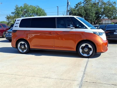 2025 Volkswagen ID. Buzz 1