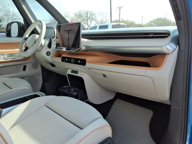 2025 Volkswagen ID. Buzz Pro S Plus