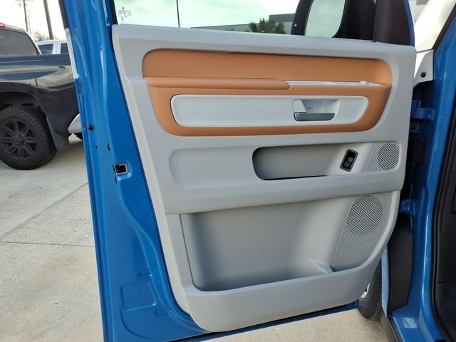 2025 Volkswagen ID. Buzz Pro S Plus