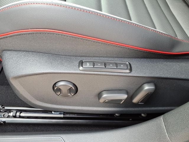 2026 Volkswagen Golf GTI 2.0T SE