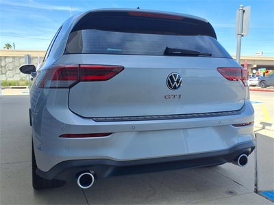 2025 Volkswagen Golf GTI Autobahn