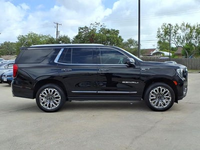 2023 GMC Yukon Denali Ultimate