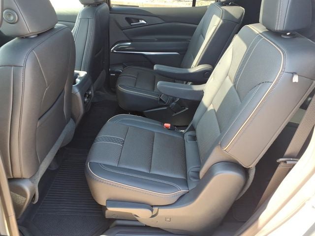 2025 Chevrolet Traverse High Country