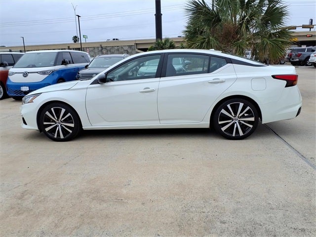 2022 Nissan Altima 2.5 SR