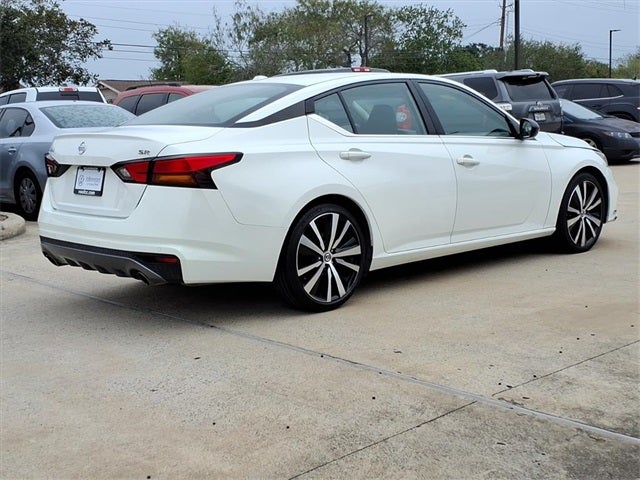 2022 Nissan Altima 2.5 SR