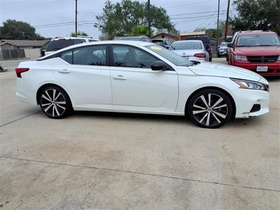 2022 Nissan Altima 2.5 SR